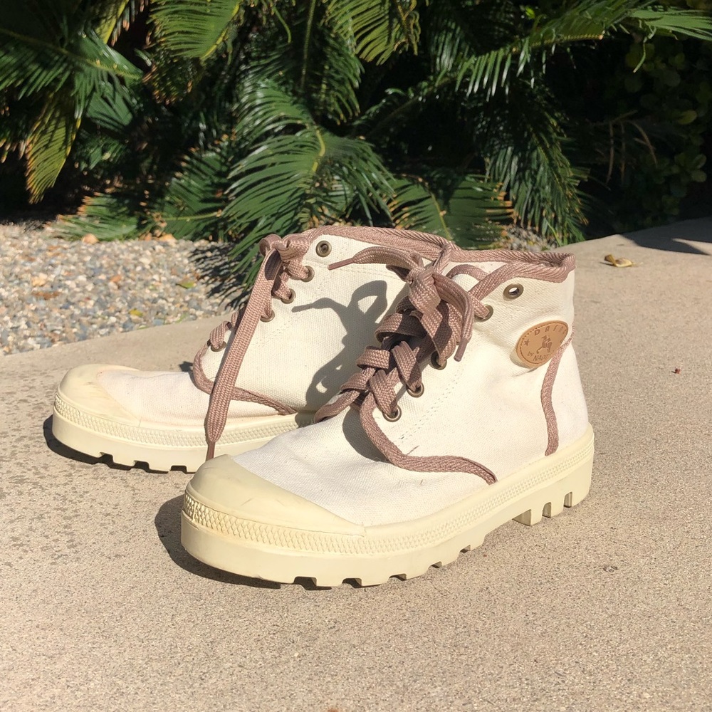 Desert Booties 🌵